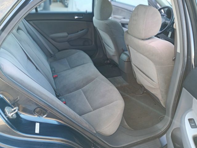 2004 ACCORD EX (31).jpg